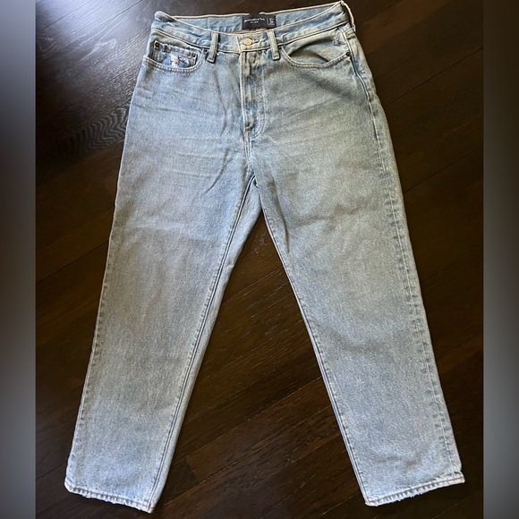 Abercrombie 90’s loose jeans - Picture 5 of 5